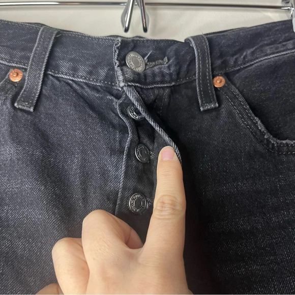 LEVI’S Premium 501 Distressed Cutoff Black Summer Rigid Denim Shorts - Picture 7 of 13